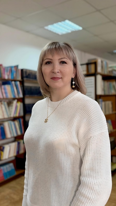 Соколова Валентина Нажиповна.