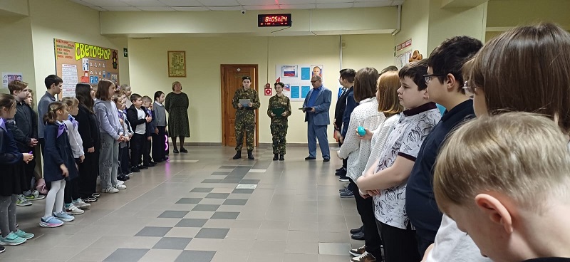 Торжественная линейка памяти жертв Холокоста..